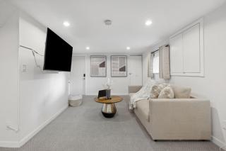 Cozy 2BR Family Suite with King Beds and Parking for 8 Guests - 9