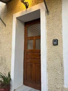 Alley Home - Mythimna - 1
