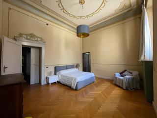 Palazzo del '700 - Fara Novarese - 0