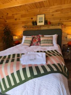 Langley Meadows Cabin - 8