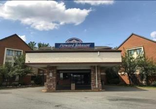 Howard Johnson by Wyndham Newark Airport - 0