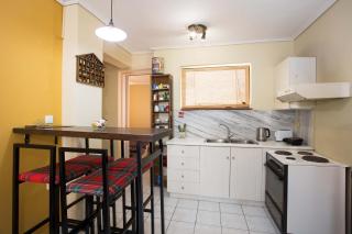 Kalamata's Handmade Apartment - 3