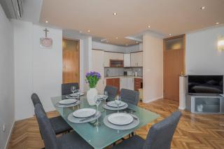 AP MIRKO - 3 bedrooms apartment in city center - Omiš - 9
