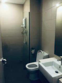 Manhattan Homes at i-City - WiFi TV Box & 1 Car Park - Shah Alam - 6