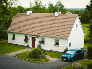 Longford Holiday Red Rose Self Catering Cottage - 0