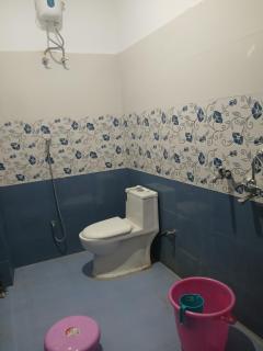 Kashi Gange Paying Guest House - 8