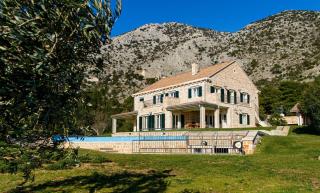 Elegant Brac Villa 4 Bedrooms Villa Shoreline Serenity Stunning Sea Views & Walking Distance To Beach Murvica - 0