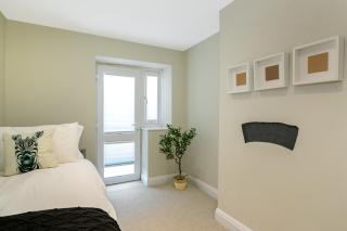 Stunning 4 Bedroom Townhouse in Cirencester - 5