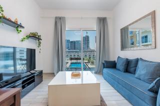 Urban Comfort 1Bedroom with Pool View in Oxford - 0