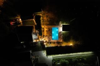 Stefhouse - - 1