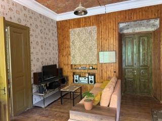House-1886 - 0