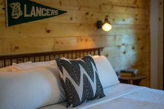 The Woodsman Lodge - 7