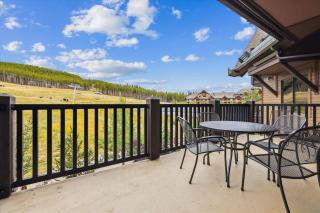 Luxury Crystal Peak Lodge 2 Bedroom Condo - Ski In, Ski Out - 1