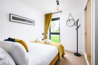 The Cotswold Light House ML63 Lower Mill Estate - Somerford Keynes - 1