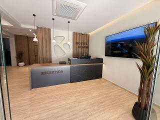 Noam Luxury Hotel - 5