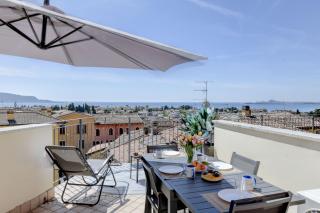 Palazzo Garda - Modern Lake Apartments - 0