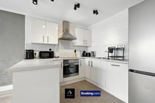 2 BDR By Boyeilles Apartments Short Lets & Serviced Accommodation Belfast With Free Parking & WiFi - Belfast - 7