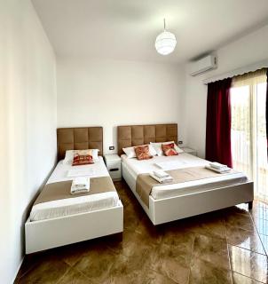 Hotel Seli's Ksamil - Ksamil - 2