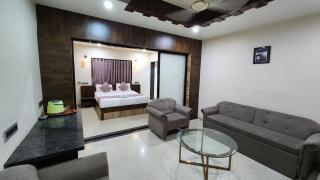 Hotel Aishwarya - Pandharpur - 4