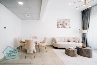 Beautiful 1BR - Fully Furnished - 6