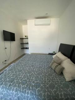 Lovely loft with pool in center! - Cancún - 0