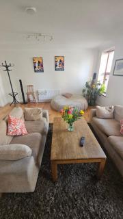 Spacious 3-Bedroom Apartment in Vibrant Dublin 8 - Dublin - 8