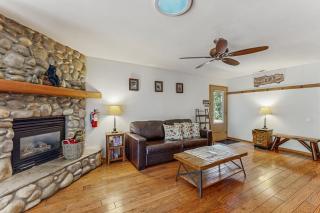 The Rikz Cabin - South Lake Tahoe - 8