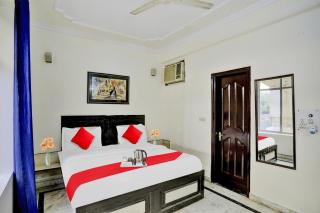 HOTEL DIAMOND TREE SECTOR 49 NOIDA NEAR PRAYAG HOSPITAL - 0