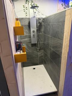 Appartement avec Jaccuzi & Jardin - 7