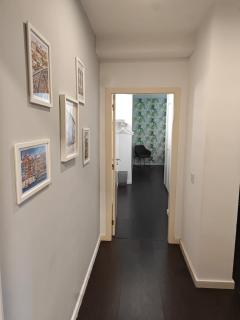 Big stylish & central 2br - 7