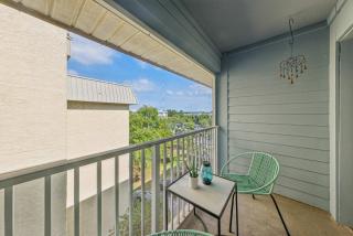 Sunny Shores Retreat - Hilton Head Resort - 6