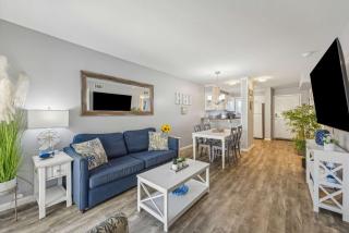 Sunny Shores Retreat - Hilton Head Resort - 4