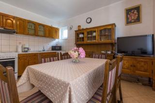 Crikvenica Three-Bedroom Apartment 1 - Crikvenica - 6