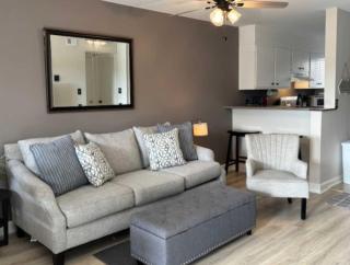 Resort Condo for 6 with Tons of Amenities Near Beach - 5