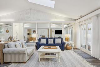 3 BDR Stay for 8 Near Beach Shops & Golf Course - 1
