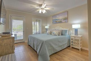 Largest unit in Hilton Head Resort with Washer& Dryer in Unit - 7