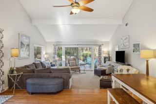 Luxury Home in Desirable Sea Pines Walk to Beach - 4