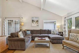 Luxury Home in Desirable Sea Pines Walk to Beach - 1