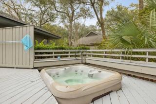 Beautiful 4BDR with Hot Tub & Pool Shuttle to Beach - Hilton Head Island - 8