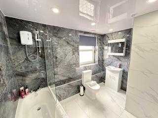 Modern 2-4 Beds - Contractors - Morpeth - 7