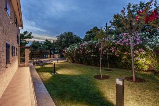 Villa Sterpazzi for 8 people near Poreč with 38 m2 heated pool, sea view & wellness - 2