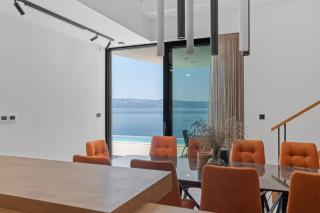Extravagant Omis Villa 5 Bedrooms Villa Chazaret Frontline Location - Omiš - 2