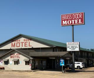 Brass Door Motel - Gassville - 8