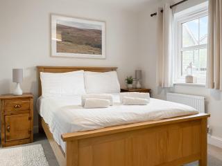 Oakstone House - Buxton - 3