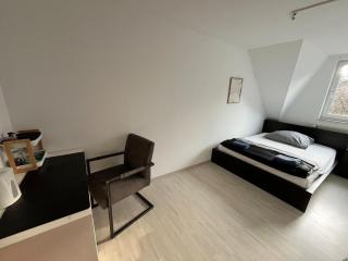 7 people house near Hamburg airport and city - 2
