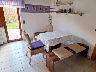 Peaceful Garden Apartment in Schweinfurt - Schweinfurt - 1
