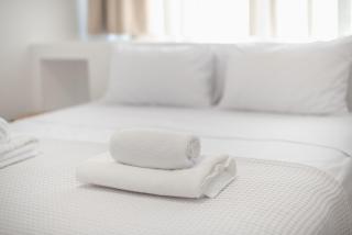 Peaceful Couples Apartment & Rooftop Access - Zen Hebe By Tessera - Athen - 4