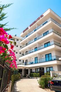 Hotel Portanova - 0
