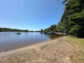 1-bedroom Unique Eco Log Cabins in Parry Sound #104 - Parry Sound - 2