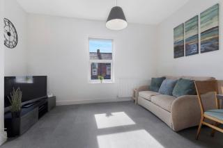 New 2BR in Pensbury Street - 5
